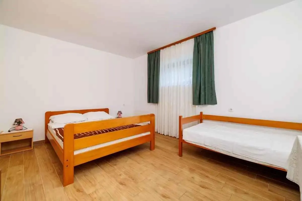 Apartments In Dramalj 5747