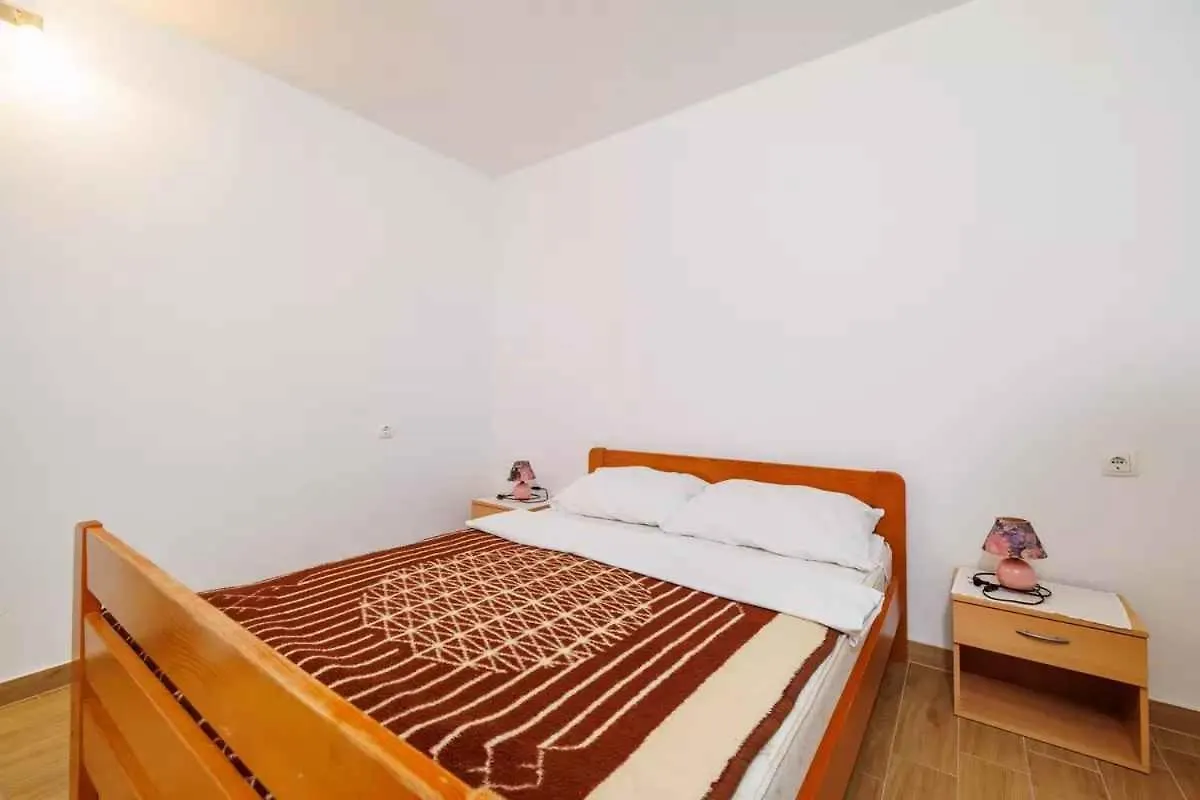 Apartments In Dramalj 5747