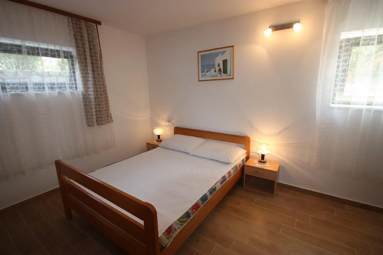 Apartments In Dramalj 5747